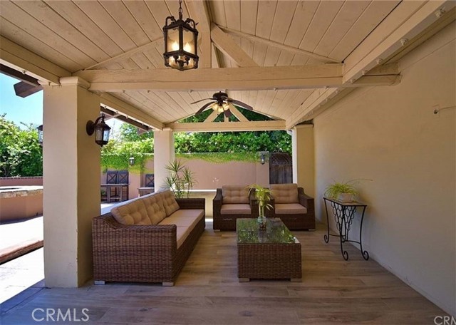 24272 Lysanda Drive, Mission Viejo CA: https://media.crmls.org/medias/97ff7df7-31e4-46df-bbee-399f2fdae774.jpg