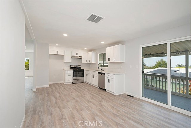 Detail Gallery Image 15 of 36 For 24679 Pitchfork Cir, Wildomar,  CA 92595 - 3 Beds | 2 Baths