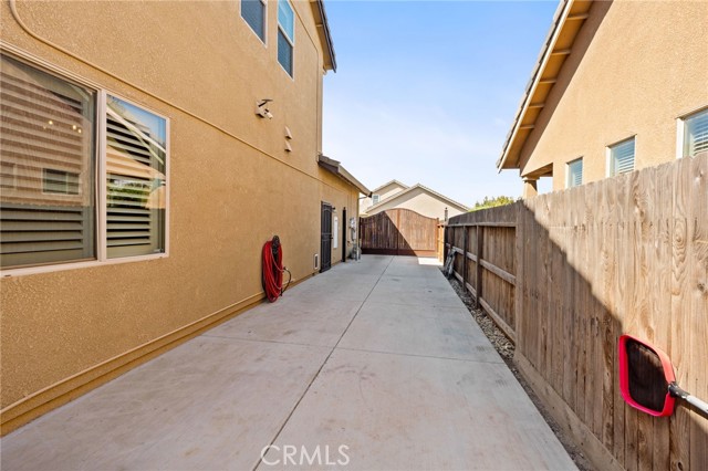 3236 Ashcroft Avenue, Clovis CA: https://media.crmls.org/medias/98007885-261c-4496-a4d2-ef38a7e3ab40.jpg