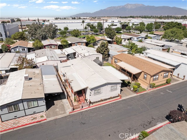 350 S Willow AVe, Rialto CA: https://media.crmls.org/medias/98008e40-f55f-4050-b88d-058a29cbdf7e.jpg