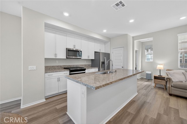 Detail Gallery Image 9 of 53 For 40379 Melrose Dr, Temecula,  CA 92591 - 2 Beds | 2/1 Baths