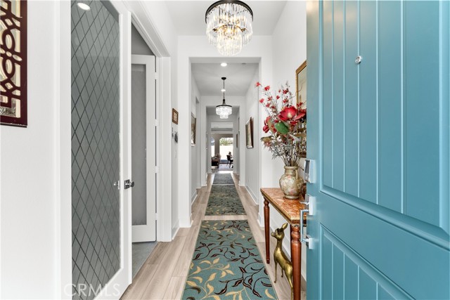 Detail Gallery Image 5 of 51 For 24513 via Sendero, Valencia,  CA 91354 - 3 Beds | 3/1 Baths