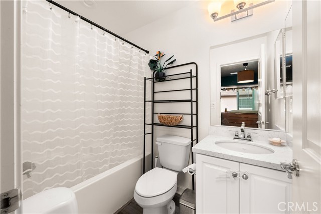 Detail Gallery Image 26 of 45 For 1052 Newberry Ln, Claremont,  CA 91711 - 3 Beds | 2/1 Baths