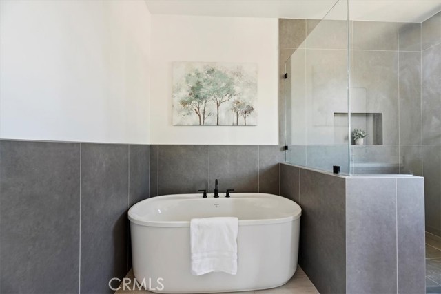 Detail Gallery Image 36 of 44 For 935 N Staley Ln, Los Angeles,  CA 90042 - 4 Beds | 3 Baths