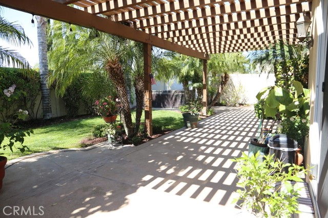 Detail Gallery Image 5 of 10 For 1730 W Alps Dr, Upland,  CA 91784 - 5 Beds | 3 Baths