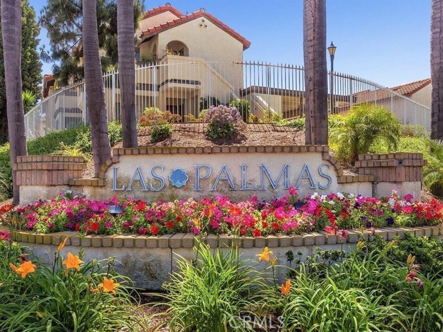 26151 Sanz, Mission Viejo CA: https://media.crmls.org/medias/9803f51c-eb79-486e-a9b3-0cd61431578b.jpg