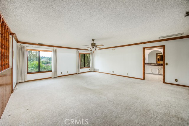 668 E Sunset N Drive, Redlands CA: https://media.crmls.org/medias/9804dfa7-fb1d-4a8a-87cd-7c6ac56a1921.jpg