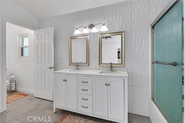 29578 Diane Way, Madera CA: https://media.crmls.org/medias/98056ae8-18b6-4103-b44d-a1f9d560152e.jpg