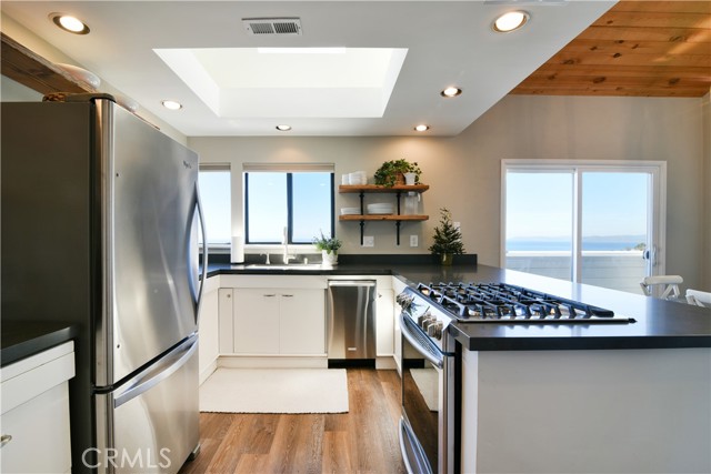 Detail Gallery Image 7 of 29 For 2640 Maple, Morro Bay,  CA 93442 - 3 Beds | 2/1 Baths