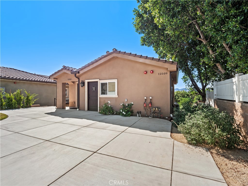 125111/2 Haleh Lane