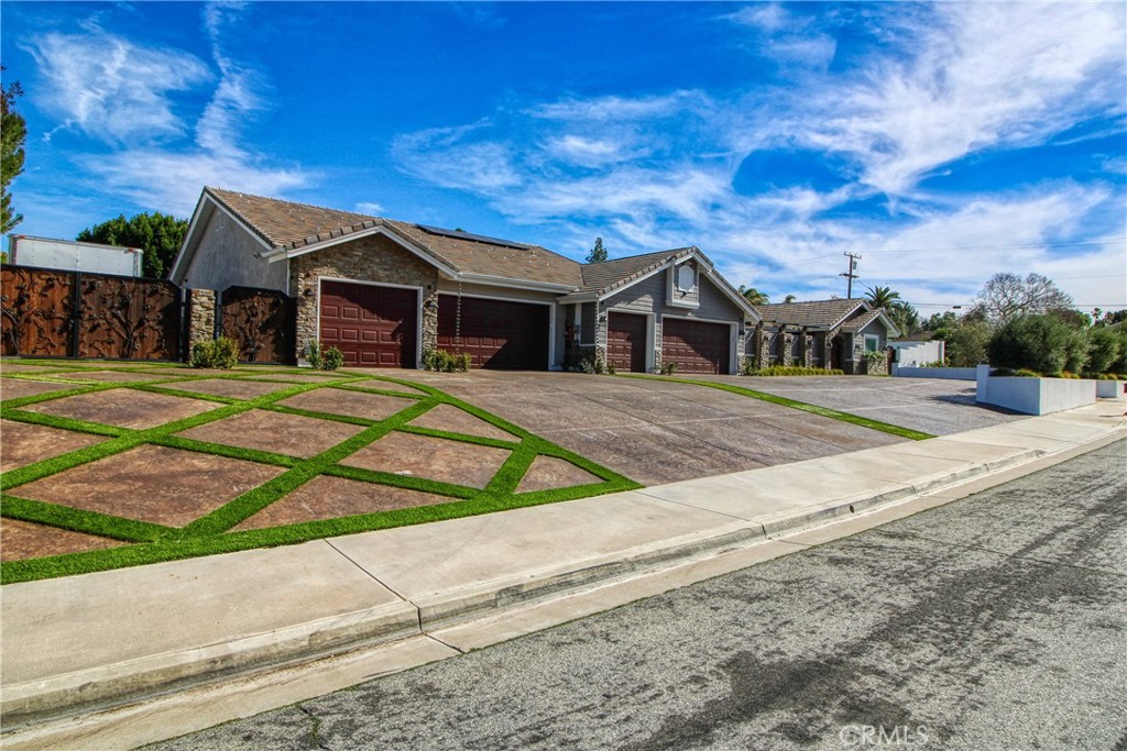 7890 Golden Star Avenue, Riverside, CA 92506