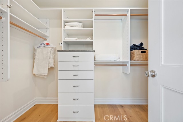 334 Locust Street, Laguna Beach CA: https://media.crmls.org/medias/98075427-4dc4-4993-bc00-4da9dcfde28b.jpg