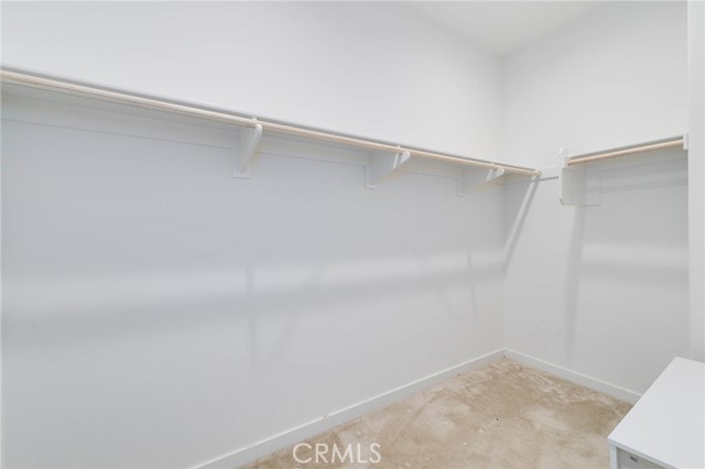 13855 Clearwater Avenue, Chino CA: https://media.crmls.org/medias/9807851d-4ff5-4382-a408-0dae92bfbea0.jpg
