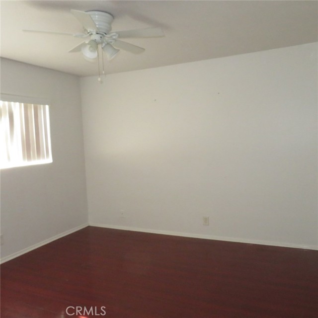 545 Chestnut Avenue, Long Beach CA: https://media.crmls.org/medias/98082dde-609a-49a6-9a50-29030a8a931f.jpg