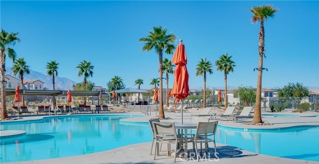 75138 Aldrich, Palm Desert CA: https://media.crmls.org/medias/98086923-99e9-4127-ade2-5650e51a67ce.jpg
