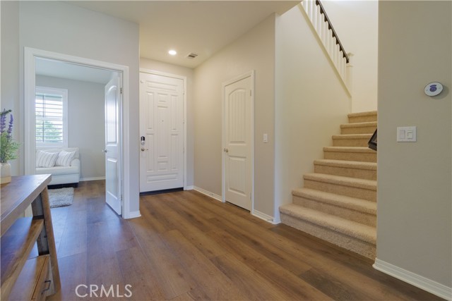 Detail Gallery Image 5 of 52 For 16034 Ulysses Ln, Fontana,  CA 92336 - 6 Beds | 4/1 Baths