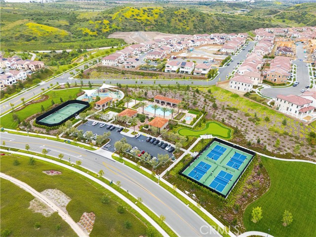 Detail Gallery Image 44 of 44 For 122 Mossvine, Irvine,  CA 92618 - 4 Beds | 3 Baths