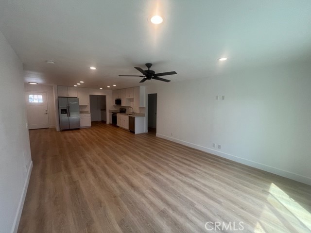 https://media.crmls.org/medias/9808a733-6776-4059-80ba-063f0815e192.jpg?preset=X-Large