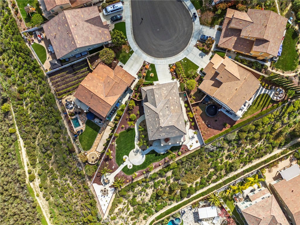 https://media.crmls.org/medias/9808b86e-45ea-4a5d-b14f-7aebee81ebf0.jpg?preset=X-Large