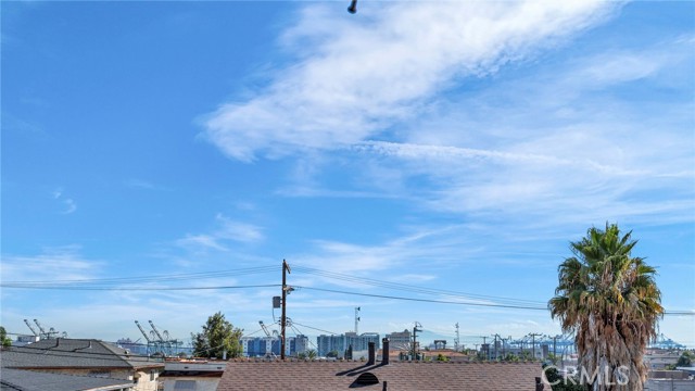 824 W 6th Street, San Pedro CA: https://media.crmls.org/medias/98090e80-78bd-4cc4-b01f-5645dd6b3920.jpg