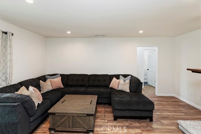 Image 14 of 43 For 22554 Pico Street