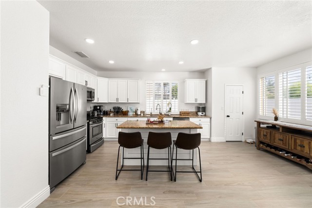Detail Gallery Image 13 of 47 For 1261 Florence St, Corona,  CA 92882 - 4 Beds | 2 Baths