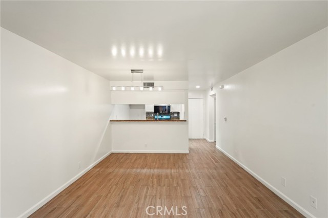 12601 Van Nuys Boulevard, Pacoima CA: https://media.crmls.org/medias/980a4973-5ecc-4a89-b3f0-62dd8fce029b.jpg