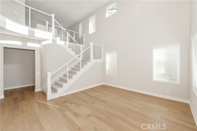 Detail Gallery Image 5 of 32 For 61 Einstein, Irvine,  CA 92618 - 4 Beds | 3/2 Baths