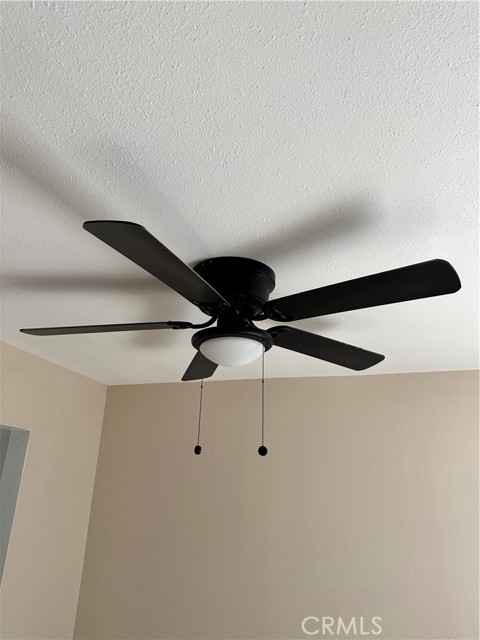 42801 42801 15th W, Lancaster CA: https://media.crmls.org/medias/980a996c-100f-4844-9130-453397a69476.jpg