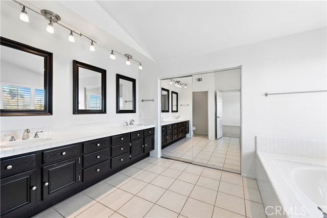 Detail Gallery Image 11 of 25 For 2400 Calle Aquamarina, San Clemente,  CA 92673 - 5 Beds | 3 Baths