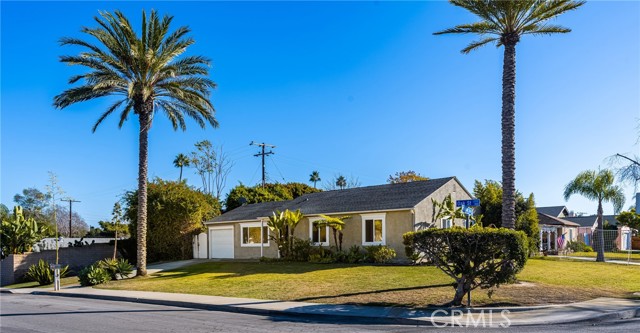 Detail Gallery Image 44 of 65 For 939 Oak St, Costa Mesa,  CA 92627 - 3 Beds | 2 Baths