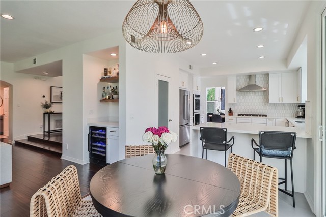 2505 Peachwood Place, Westlake Village CA: https://media.crmls.org/medias/980b9722-ef41-4372-b1d4-a50d7deb1059.jpg