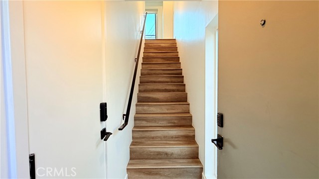 Detail Gallery Image 27 of 28 For 1416 S Cloverdale, Los Angeles,  CA 90019 - 3 Beds | 3 Baths