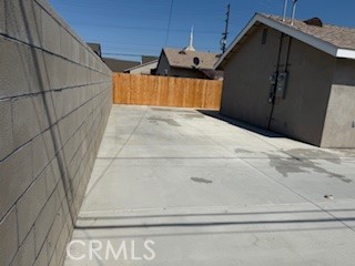 Detail Gallery Image 8 of 8 For 12778 Oaks Ave, Chino,  CA 91710 - 3 Beds | 2 Baths