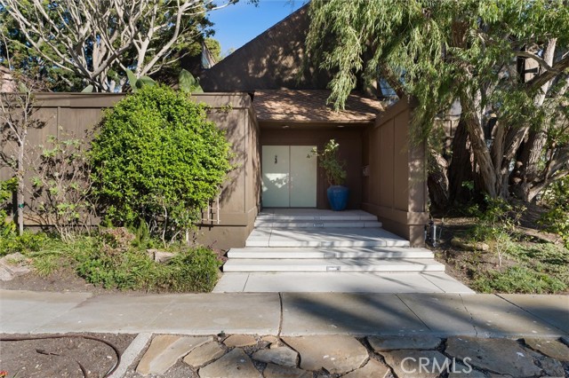 Detail Gallery Image 4 of 59 For 3740 Barbara, San Pedro,  CA 90731 - 2 Beds | 2/1 Baths