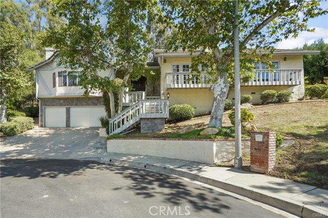 22755 Dale Court, Chatsworth CA: https://media.crmls.org/medias/980df708-0deb-47f8-a3f3-7468e6756285.jpg