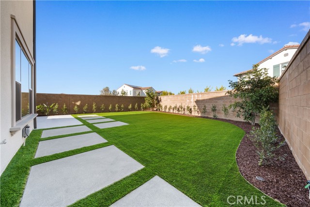 Front Image Thumbnail for CROC25271279