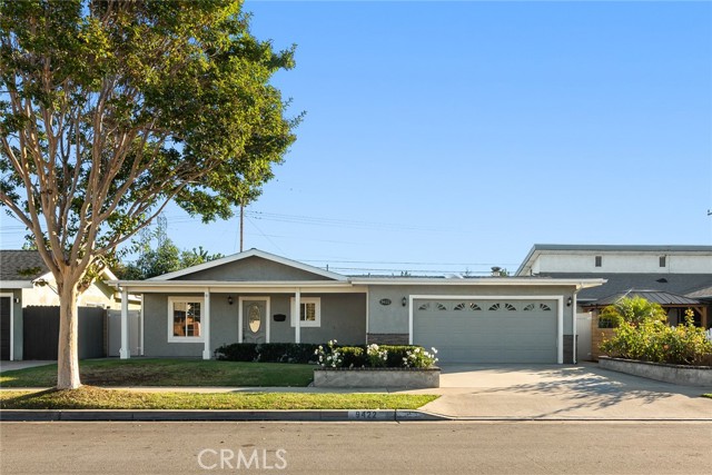 MLS# OC23213639