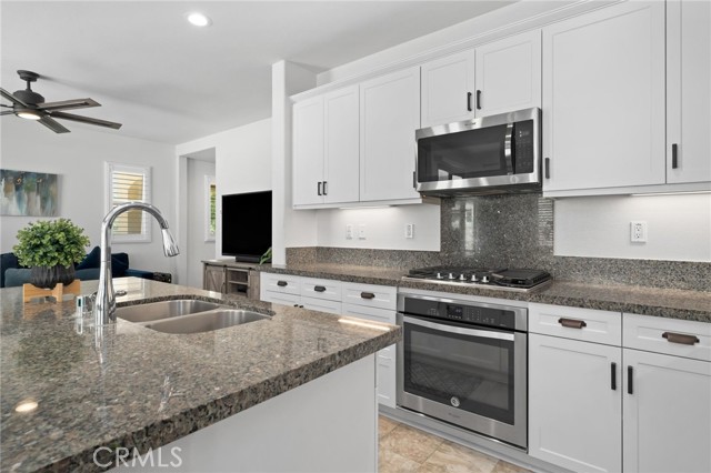 Detail Gallery Image 15 of 46 For 15779 Molly Ave, Chino,  CA 91708 - 4 Beds | 3 Baths