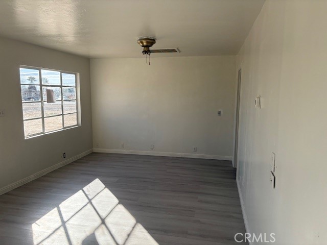 Detail Gallery Image 11 of 23 For 451 W Yermo, Yermo,  CA 92398 - – Beds | – Baths