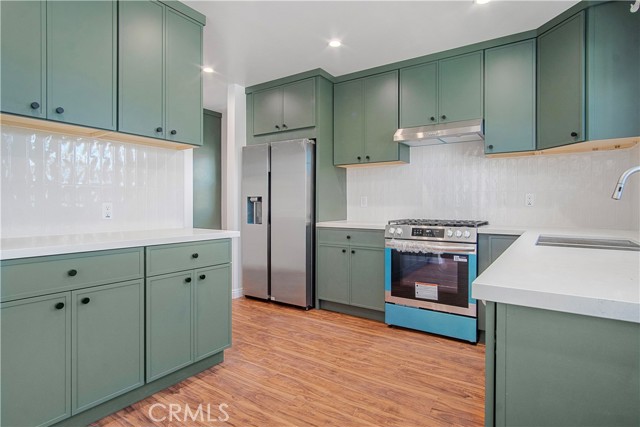 Detail Gallery Image 6 of 37 For 2131 W 169th, Torrance,  CA 90504 - 4 Beds | 2 Baths