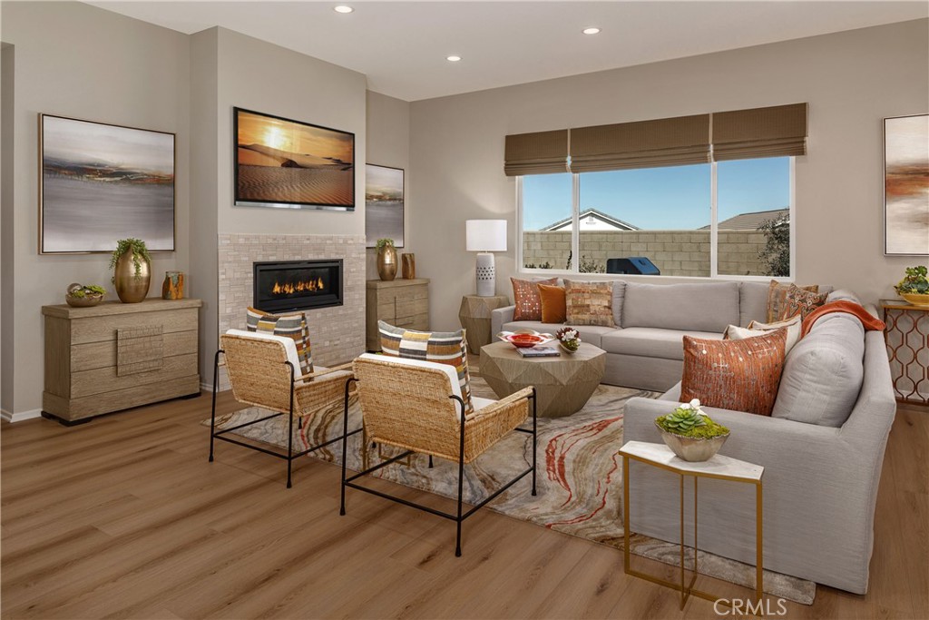 MLS #SR25147720 image #1