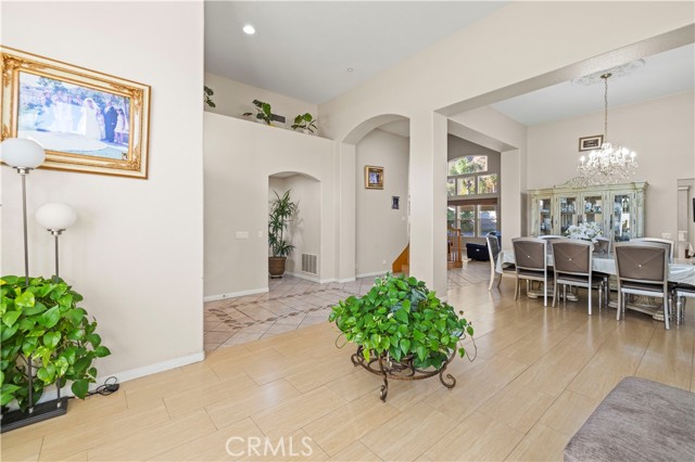 Detail Gallery Image 22 of 41 For 17745 Sidwell St, Granada Hills,  CA 91344 - 4 Beds | 4 Baths