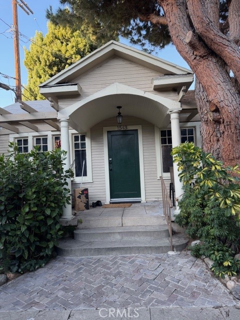 Detail Gallery Image 8 of 12 For 1537 N Serrano Ave, Los Angeles,  CA 90027 - – Beds | – Baths