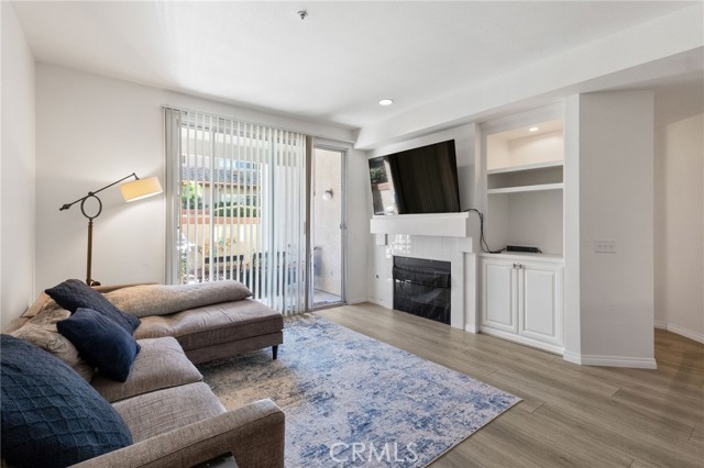 Detail Gallery Image 13 of 45 For 2900 via Toscana #101,  Corona,  CA 92879 - 2 Beds | 2 Baths