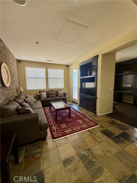 Detail Gallery Image 6 of 25 For 44965 Blue Rosemary, Temecula,  CA 92592 - 2 Beds | 2 Baths