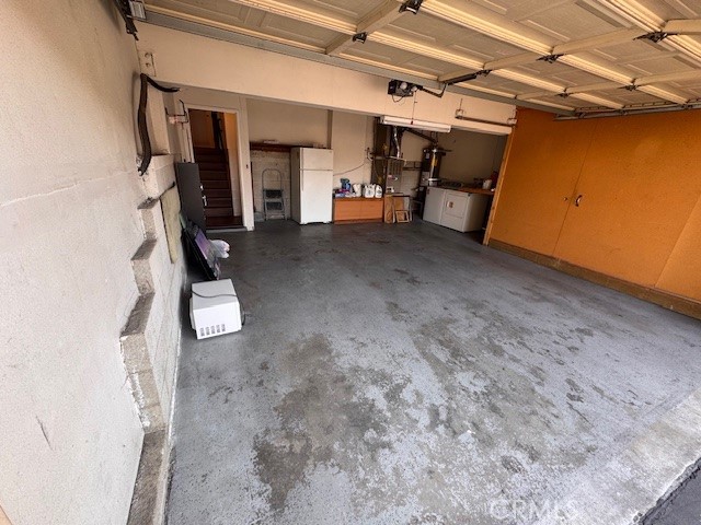 21551 Burbank Boulevard, Woodland Hills CA: https://media.crmls.org/medias/98121231-396b-4746-9059-e584cfdb74bb.jpg