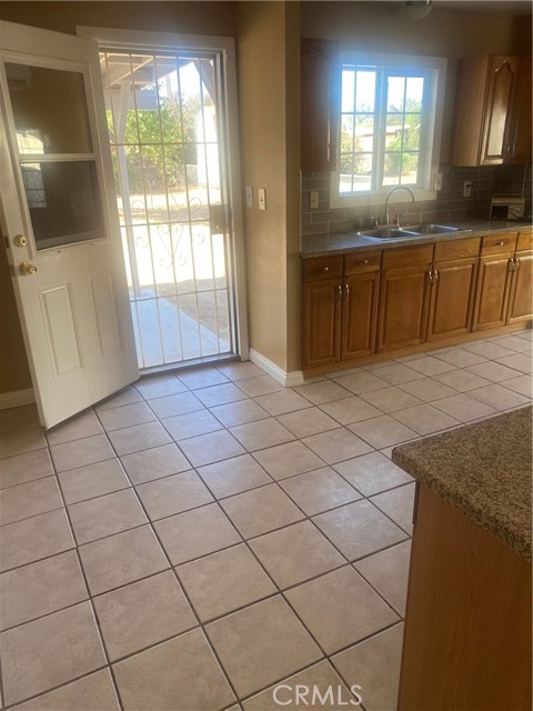 33140 Finch Street, Winchester CA: https://media.crmls.org/medias/9812d1d3-9ec7-49c2-a8e0-913a000e8eee.jpg