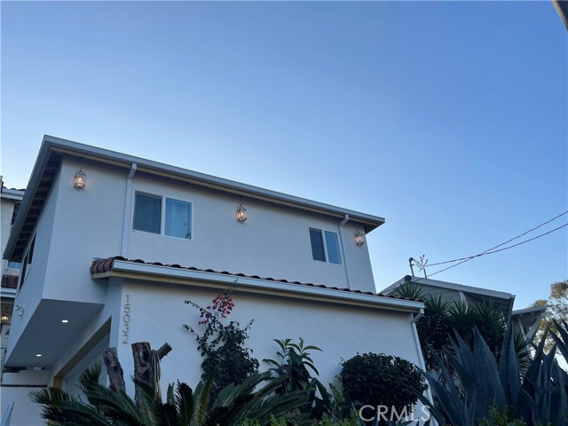 15032 Valley Vista, Sherman Oaks CA: https://media.crmls.org/medias/98140529-1c09-4ef2-bb13-80409611eaaa.jpg