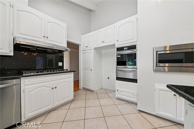 Detail Gallery Image 9 of 54 For 2415 via Sonoma, Palos Verdes Estates,  CA 90274 - 4 Beds | 3/1 Baths